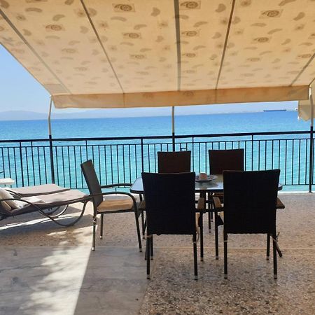 Ekie Apartment With Sea View كالاماتا المظهر الخارجي الصورة