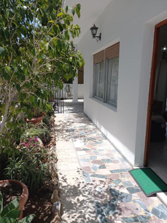 Ekie Apartment With Sea View كالاماتا المظهر الخارجي الصورة