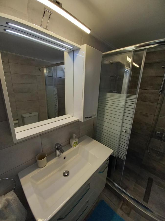 Ekie Apartment With Sea View كالاماتا المظهر الخارجي الصورة